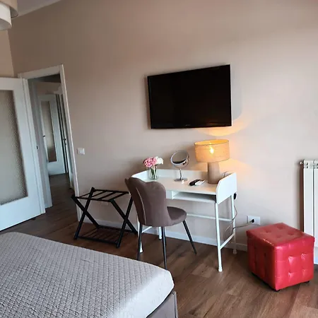 Appartamento Centrale Ladispoli Apartmán *